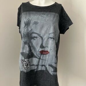 Vintage-Inspired Black Graphic Tee